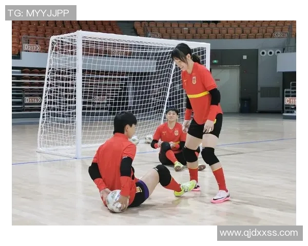 足球女博主因涉嫌违法被抓事件引发热议社会各界关注处理进展