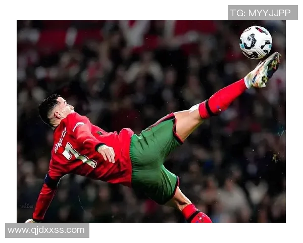 2号球服背后的传奇故事 揭秘这位足球球星的辉煌历程